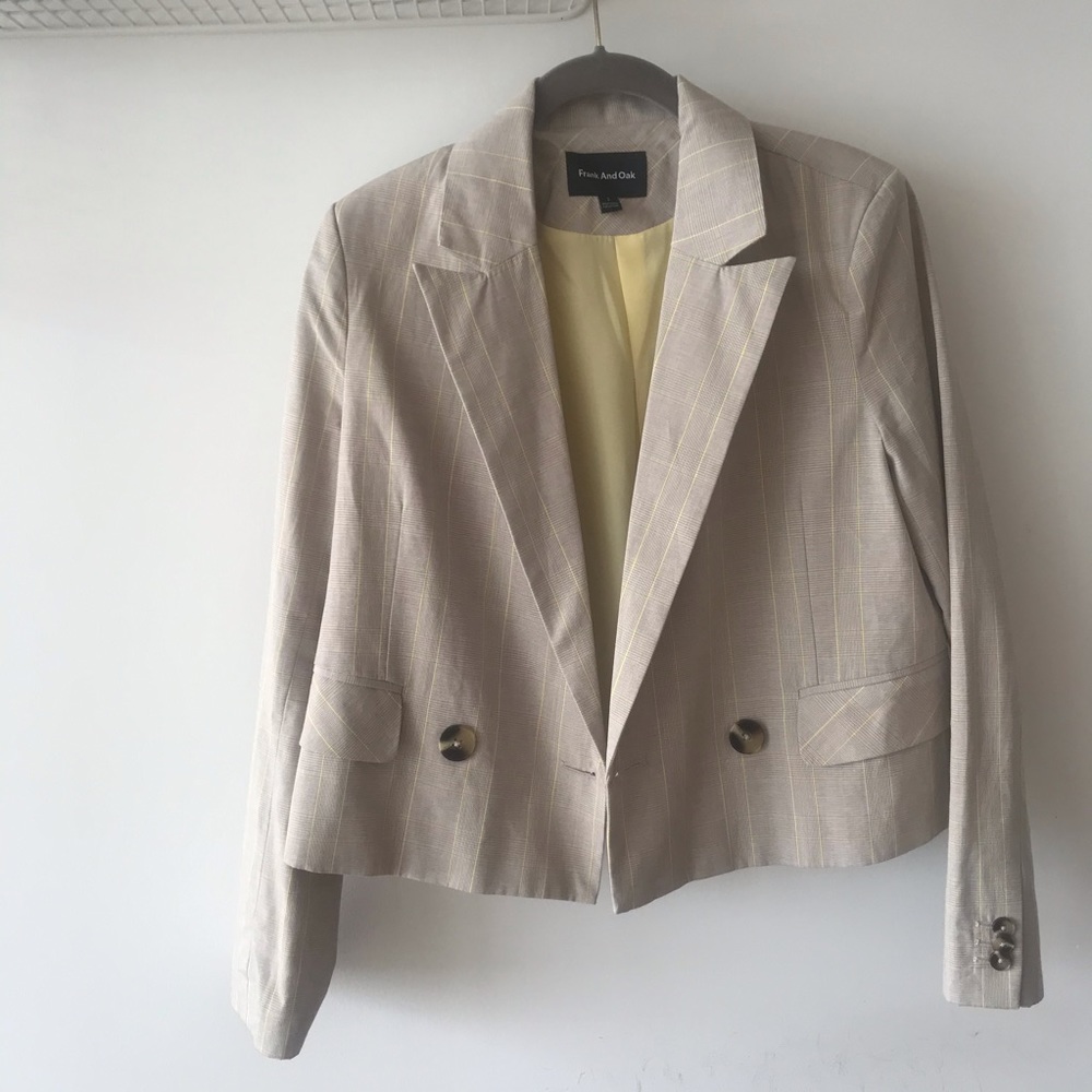 Frank & Oak 2-button grey Blazer w/ Yellow Stripe